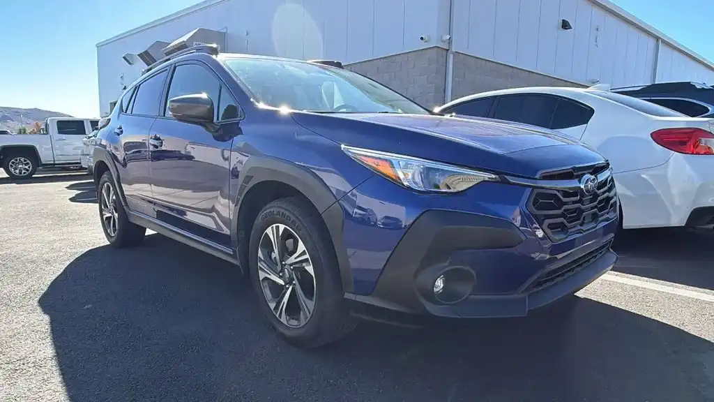2024 Subaru Crosstrek Premium CVT's photo