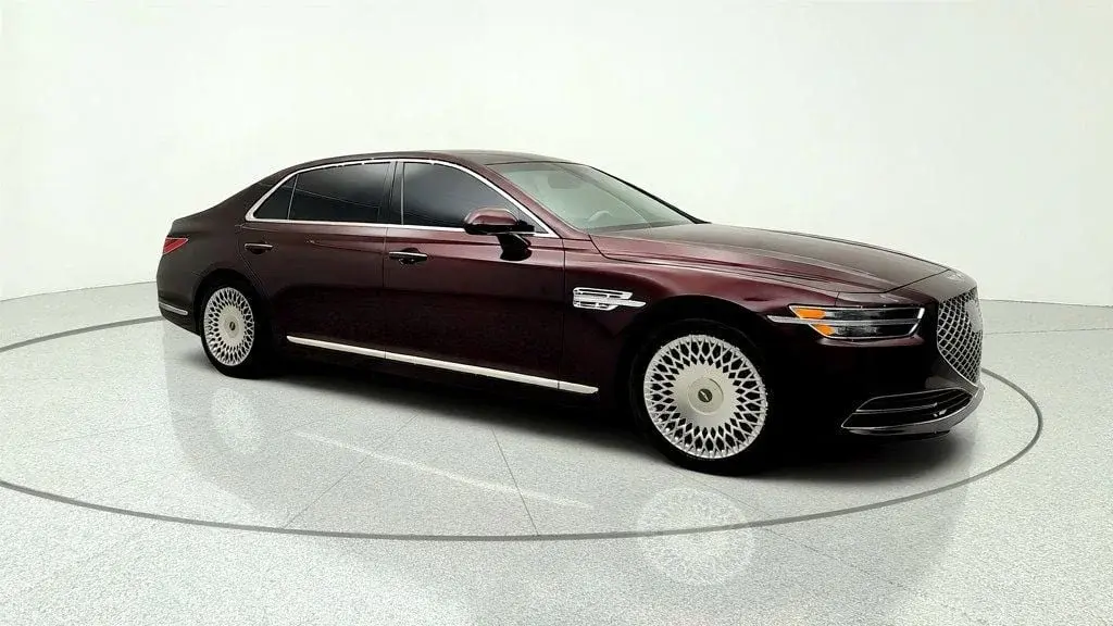 2020 Genesis G90 5.0 Ultimate AWD photo 3