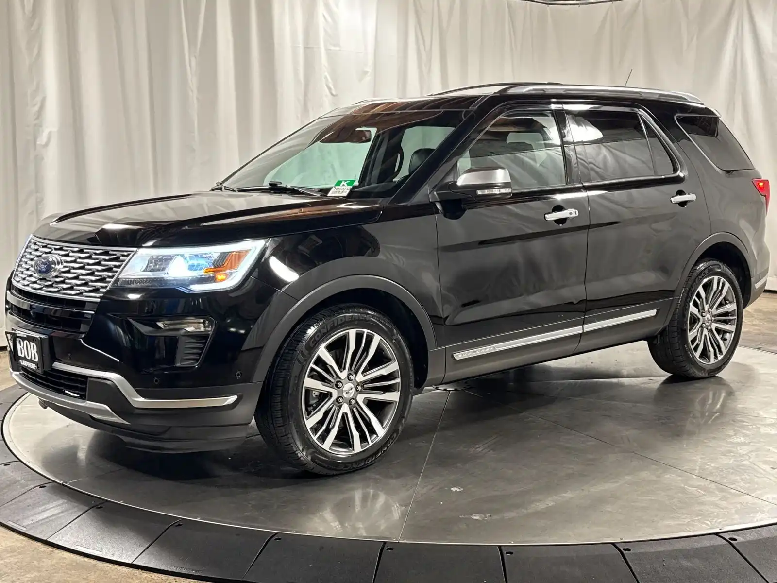 2018 Ford Explorer Platinum 4WD's photo