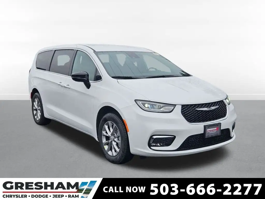 2026 Chrysler Pacifica Select AWD photo 1