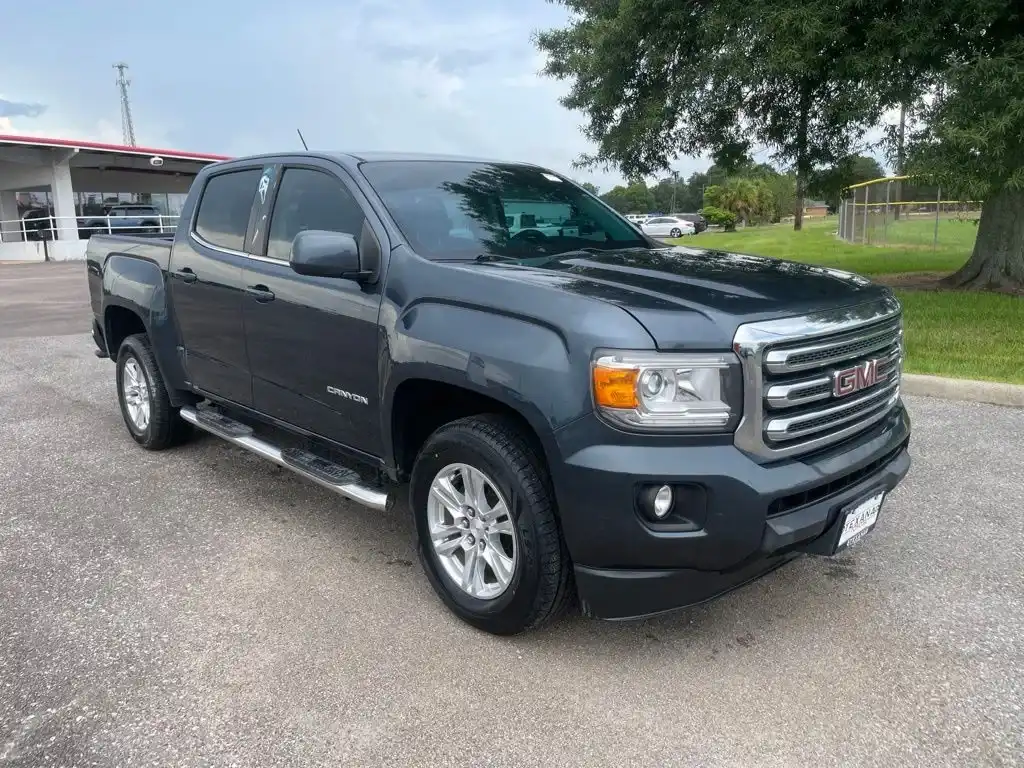 2019 GMC Canyon 2WD SLE Crew Cab Short Box's photo