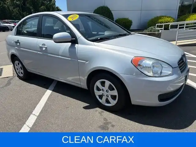 2010 Hyundai Accent GLS 4-Door 4-Speed Automatic's photo
