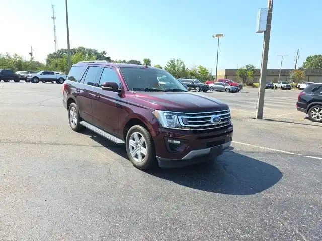 2021 Ford Expedition XLT's photo