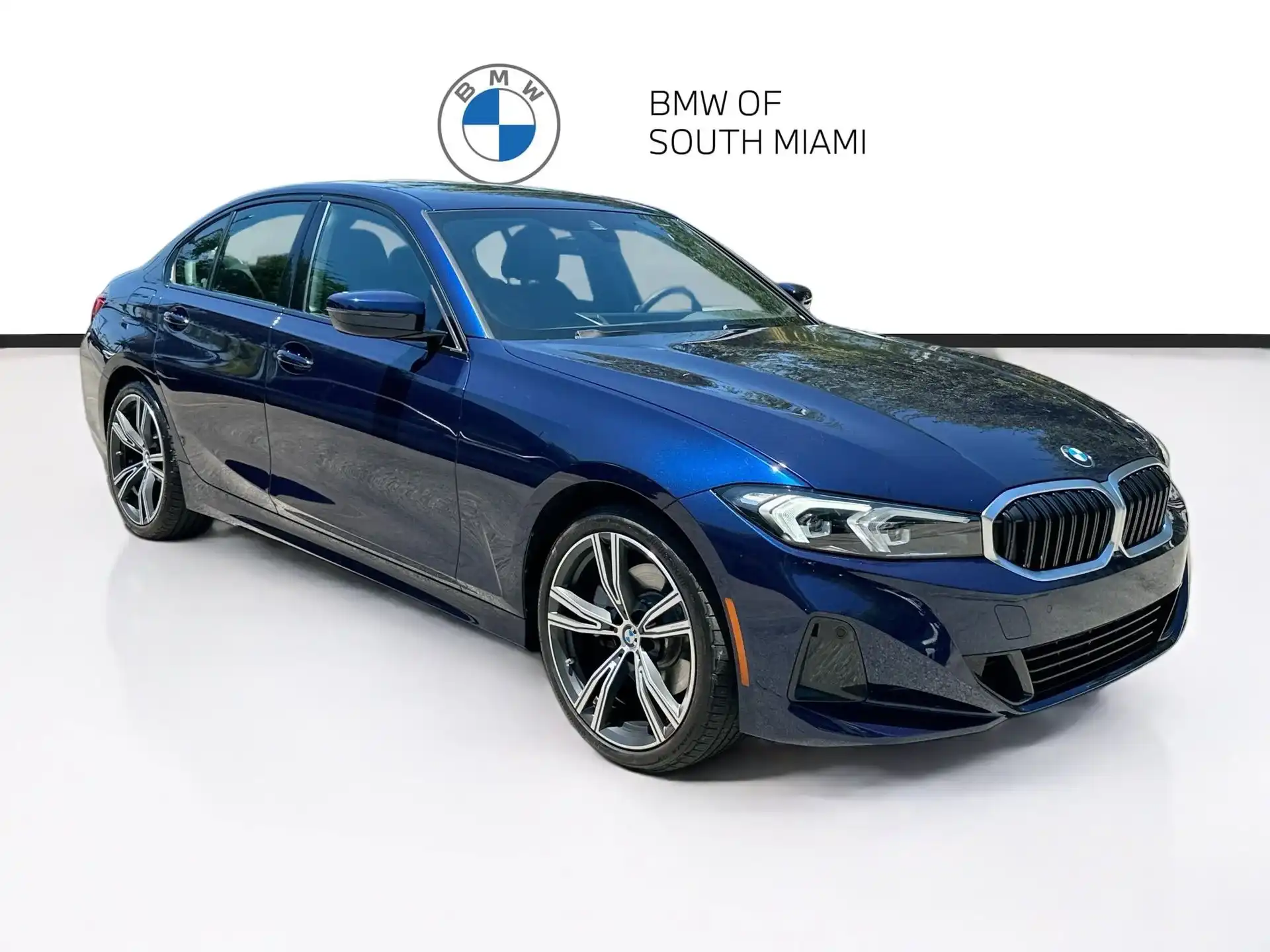 2023 BMW 3 Series 330i Sedan's photo