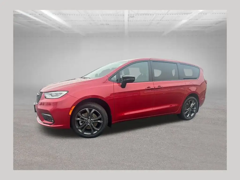 2026 Chrysler Pacifica Select AWD photo 1