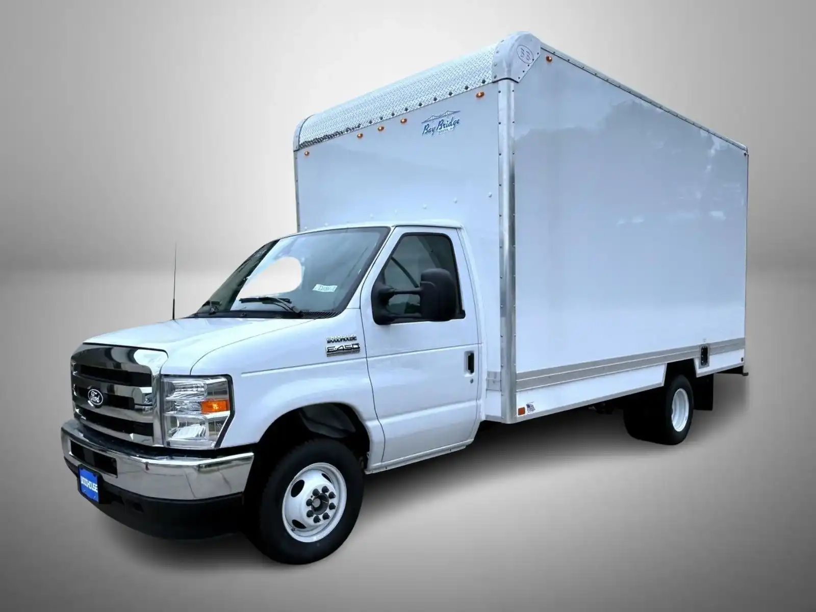 2027 Ford E-Series DRW E-450 Super Duty 176 in WB's photo