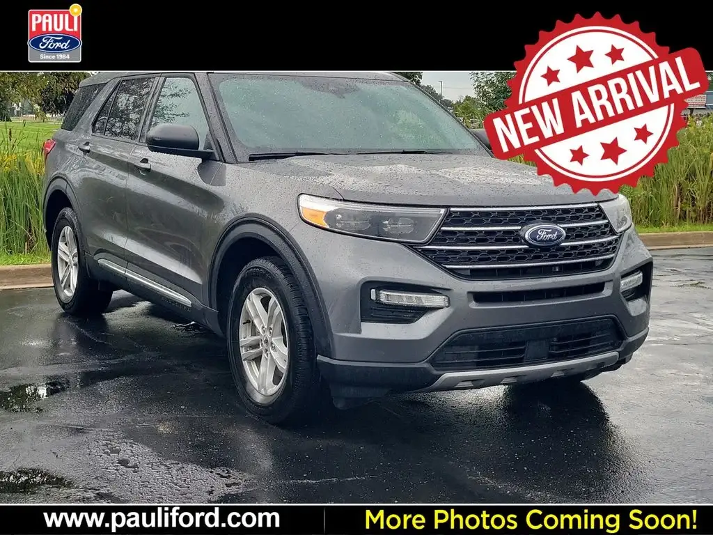 2024 Ford Explorer XLT 4WD photo 1