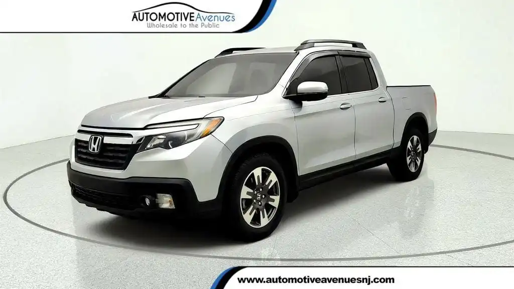 2017 Honda Ridgeline RTL's photo