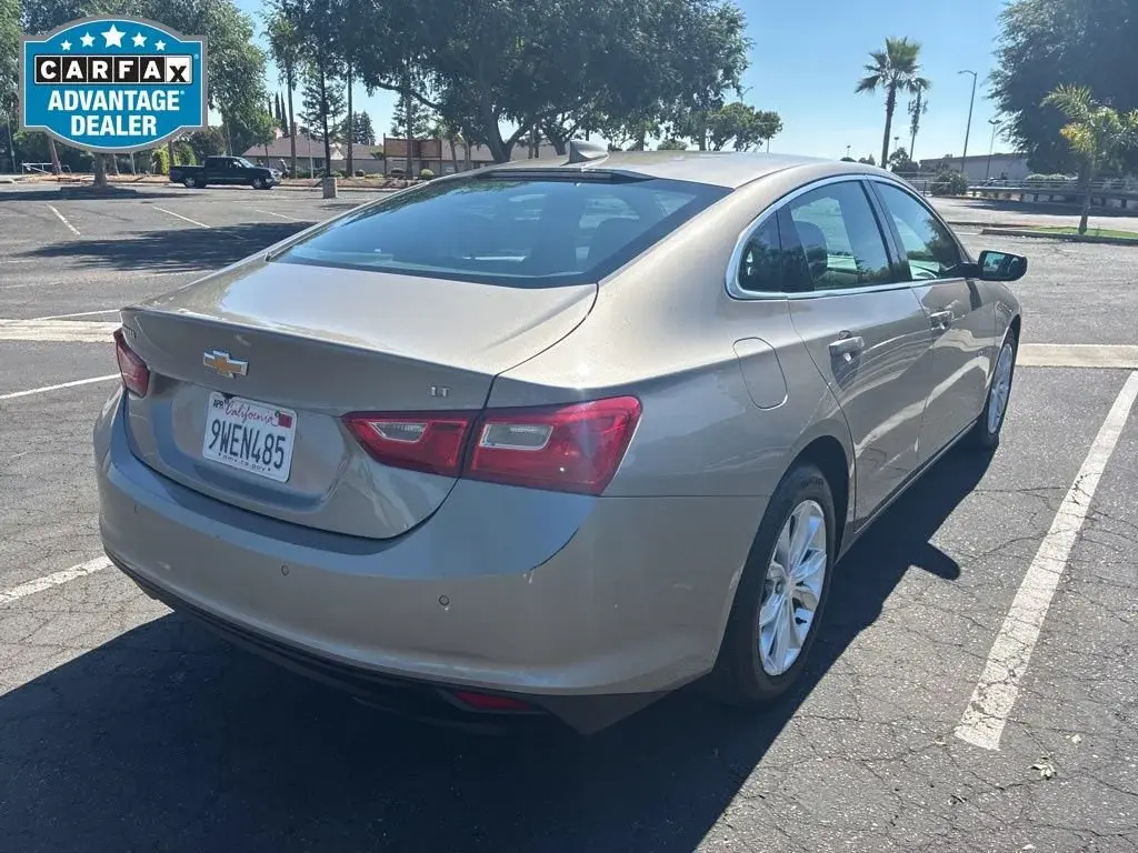 2024 Chevrolet Malibu 1LT photo 3