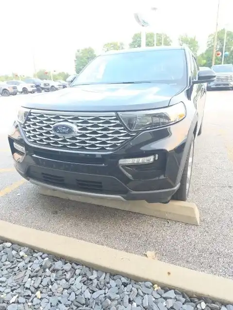 2020 Ford Explorer Platinum 4WD's photo