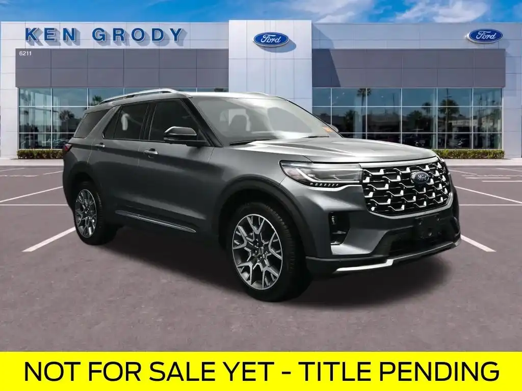 2025 Ford Explorer Platinum 4WD (PL535)'s photo
