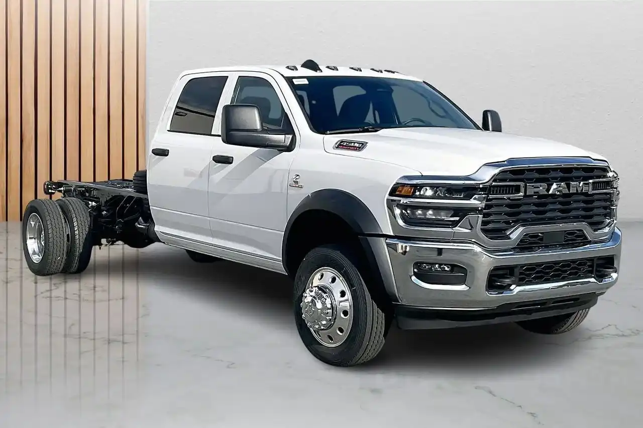 2026 RAM 4500 Tradesman 4X4 Crew Cab DRW 197" WB's photo