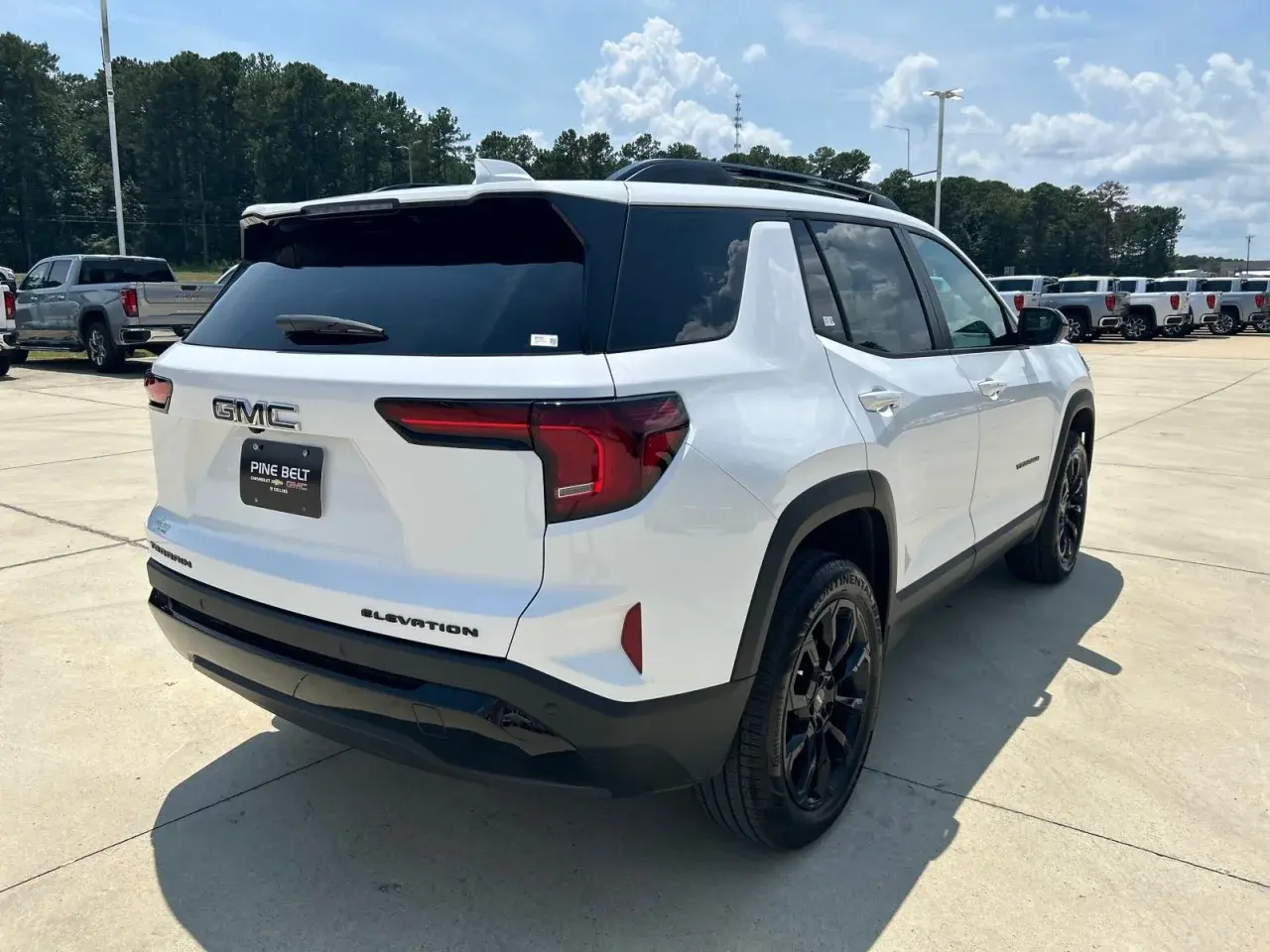 2026 GMC Terrain Elevation FWD photo 3
