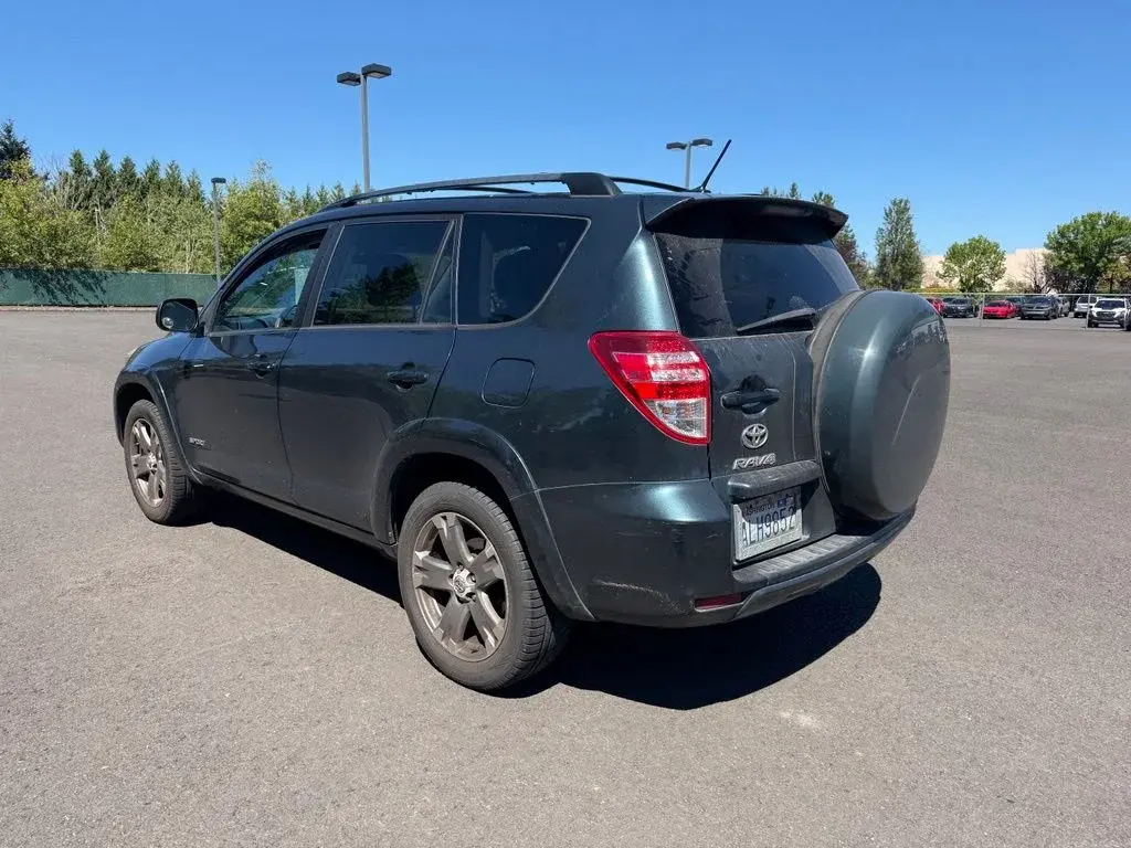2011 Toyota RAV4 Sport 4x4 photo 5