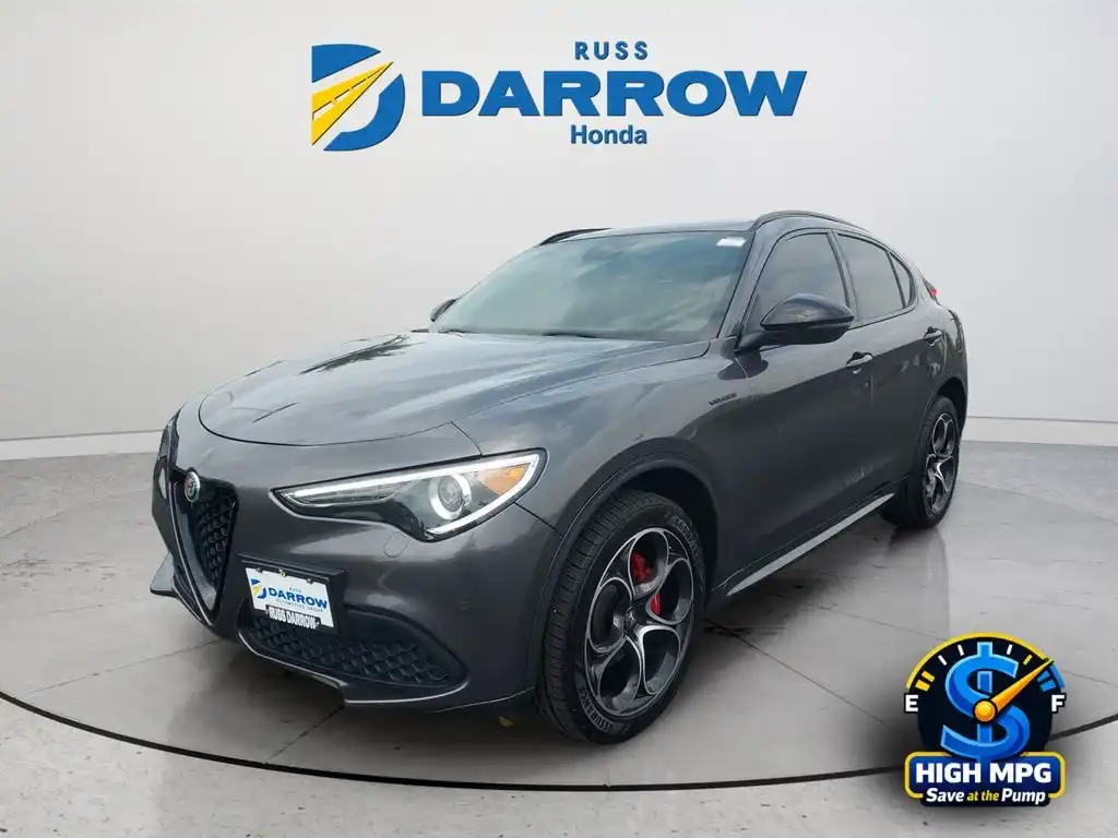 2023 Alfa Romeo Stelvio Veloce AWD's photo