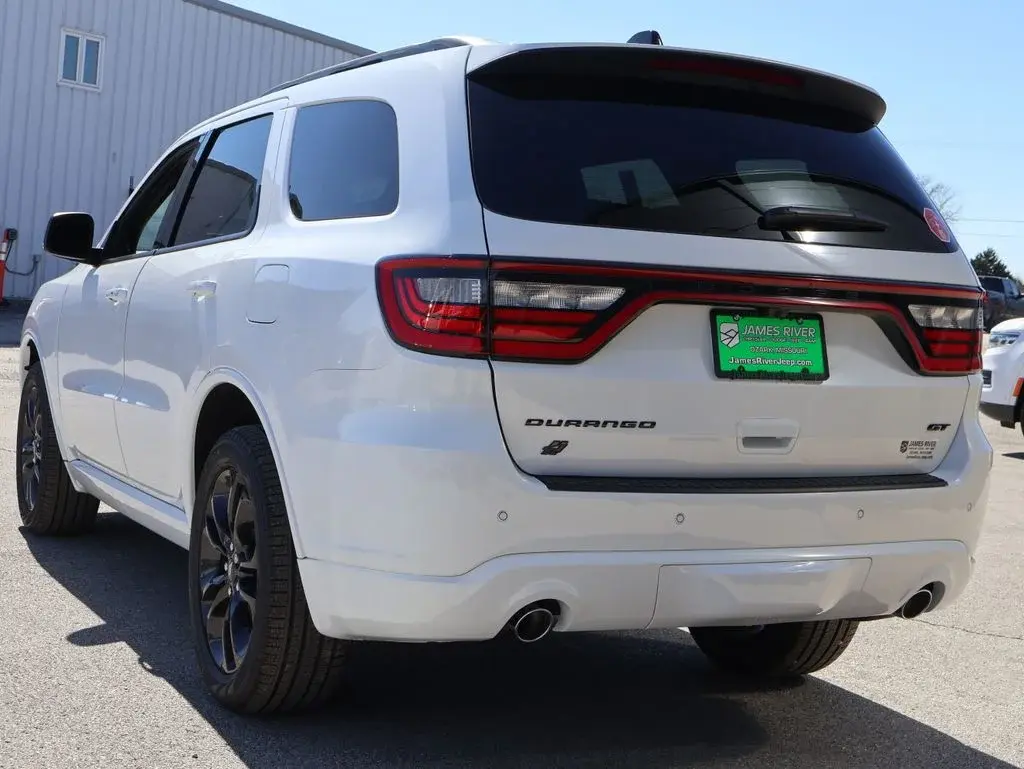 2026 Dodge Durango GT Plus AWD photo 3