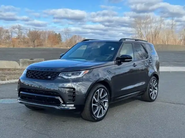 2025 Land Rover Discovery P360 Dynamic SE's photo