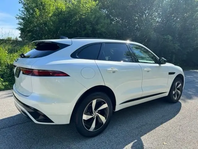 2025 Jaguar F-PACE P250 R-Dynamic S photo 5