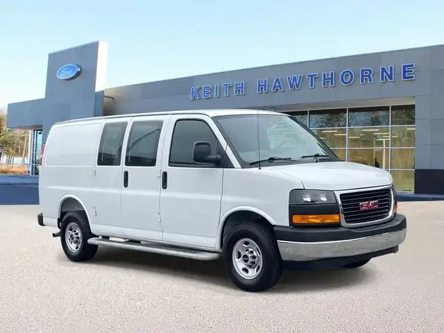 2025 GMC Savana 2500's photo