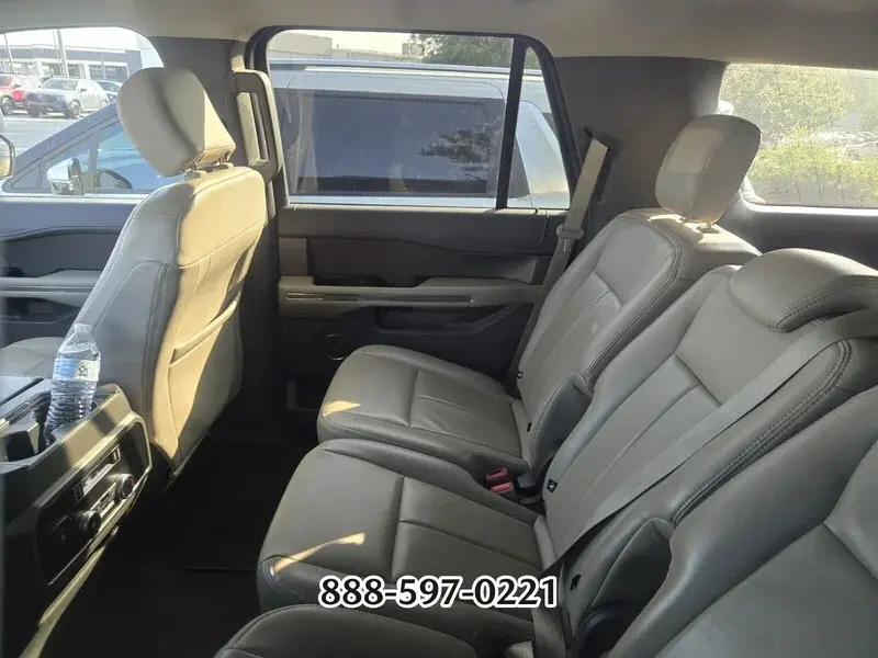 2020 Ford Expedition XLT photo 5