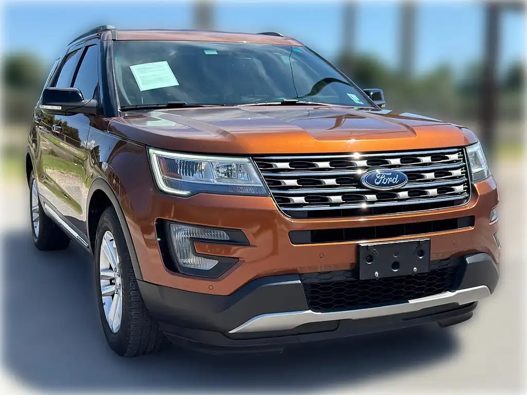 2017 Ford Explorer XLT FWD's photo