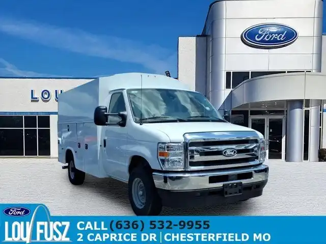 2026 Ford E-Series SRW E-350 Super Duty 138 in WB's photo