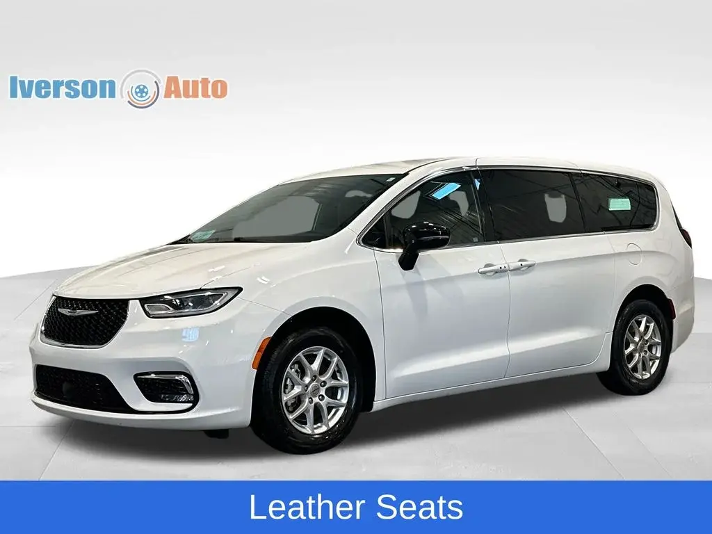 2025 Chrysler Pacifica Select photo 5