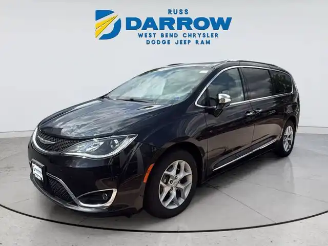 2020 Chrysler Pacifica Limited's photo