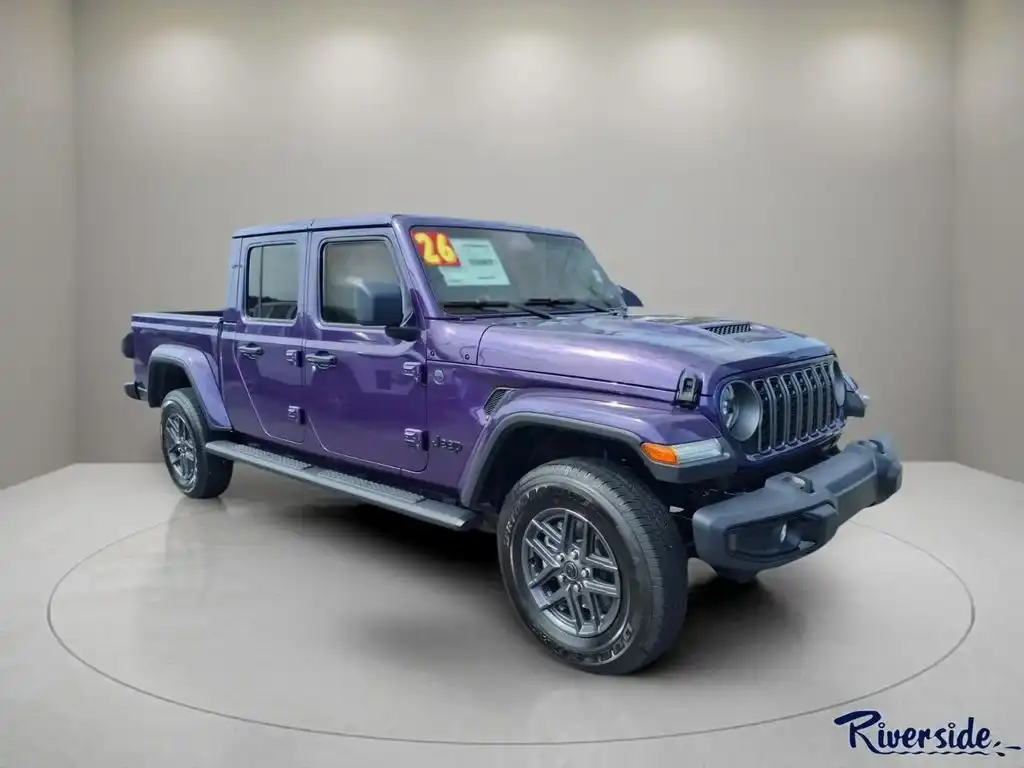 2026 Jeep Gladiator Sport S Auto's photo