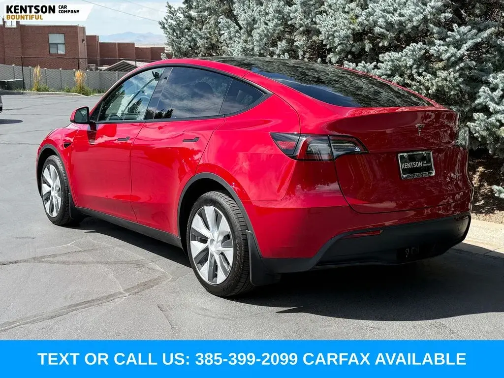 2023 Tesla Model Y Long Range Dual Motor AWD photo 4