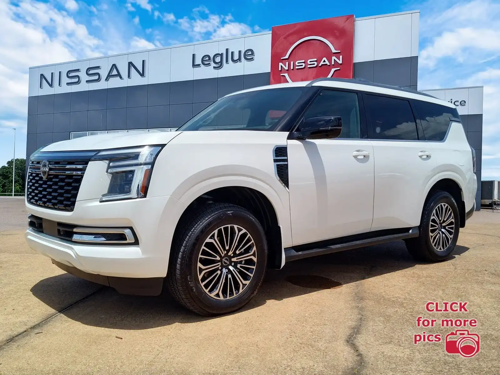 2026 Nissan Armada SL 4x2's photo