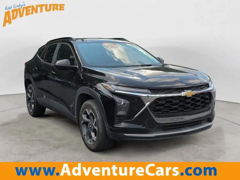 2024 Chevrolet Trax LT's photo