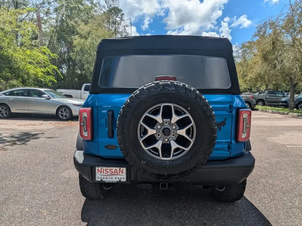 2023 Ford Bronco Badlands 4WD photo 5
