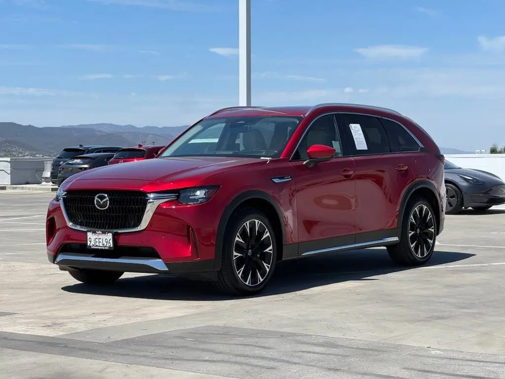 2024 Mazda CX-90 PHEV Premium Package photo 5