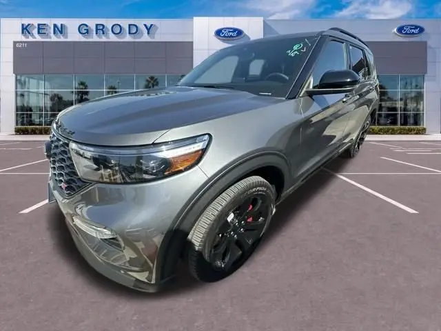 2024 Ford Explorer ST 4WD photo 4
