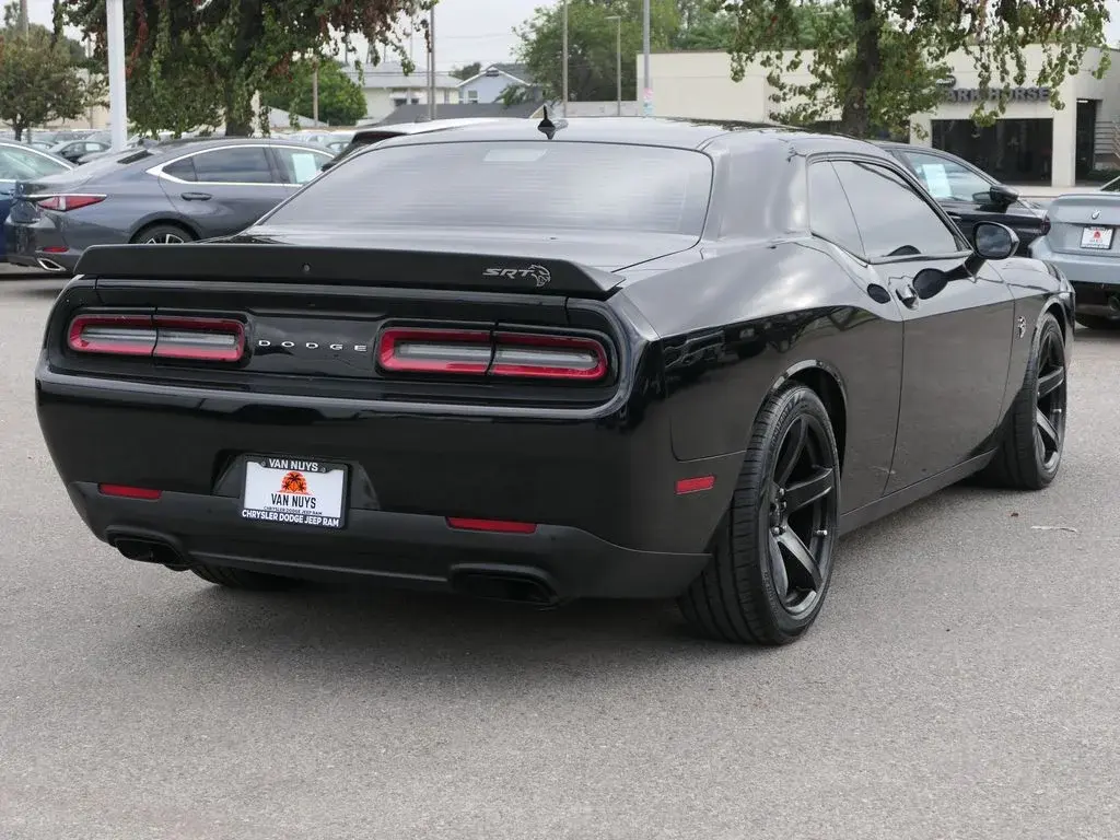 2020 Dodge Challenger SRT Hellcat photo 3
