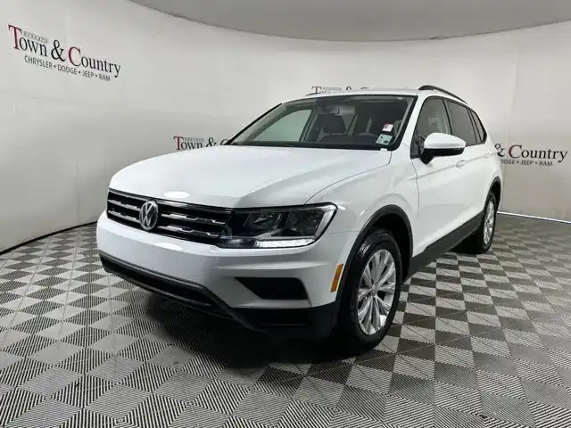 2020 Volkswagen Tiguan 2.0T S's photo