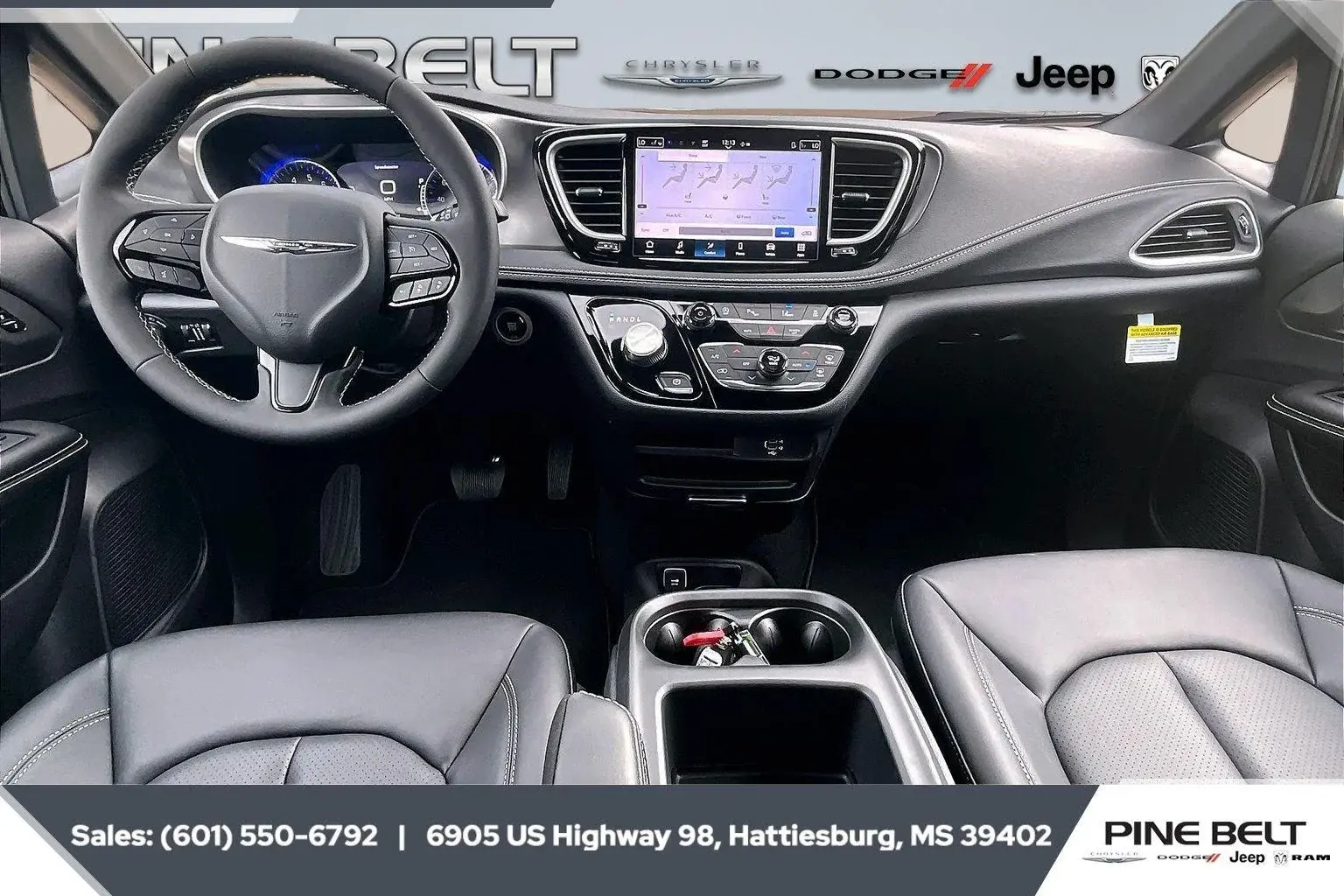 2026 Chrysler Pacifica Select photo 5