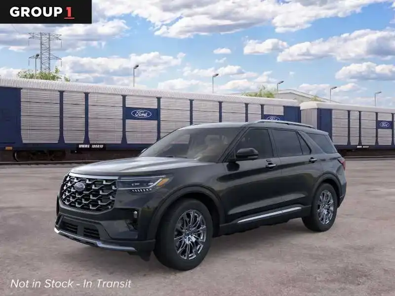 2026 Ford Explorer Platinum's photo