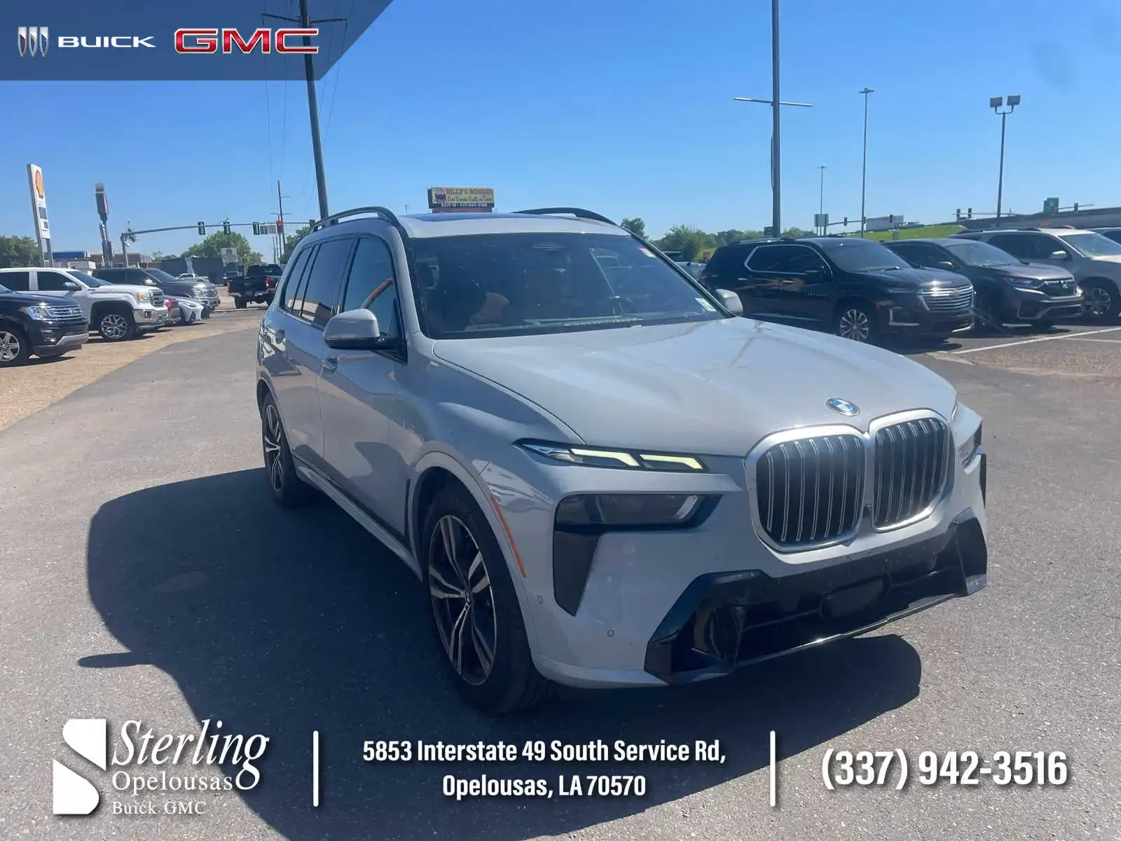 2023 BMW X7 xDrive40i's photo