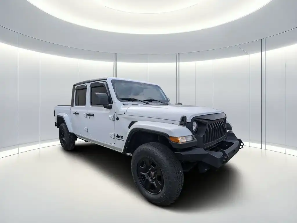 2021 Jeep Gladiator Sport S's photo