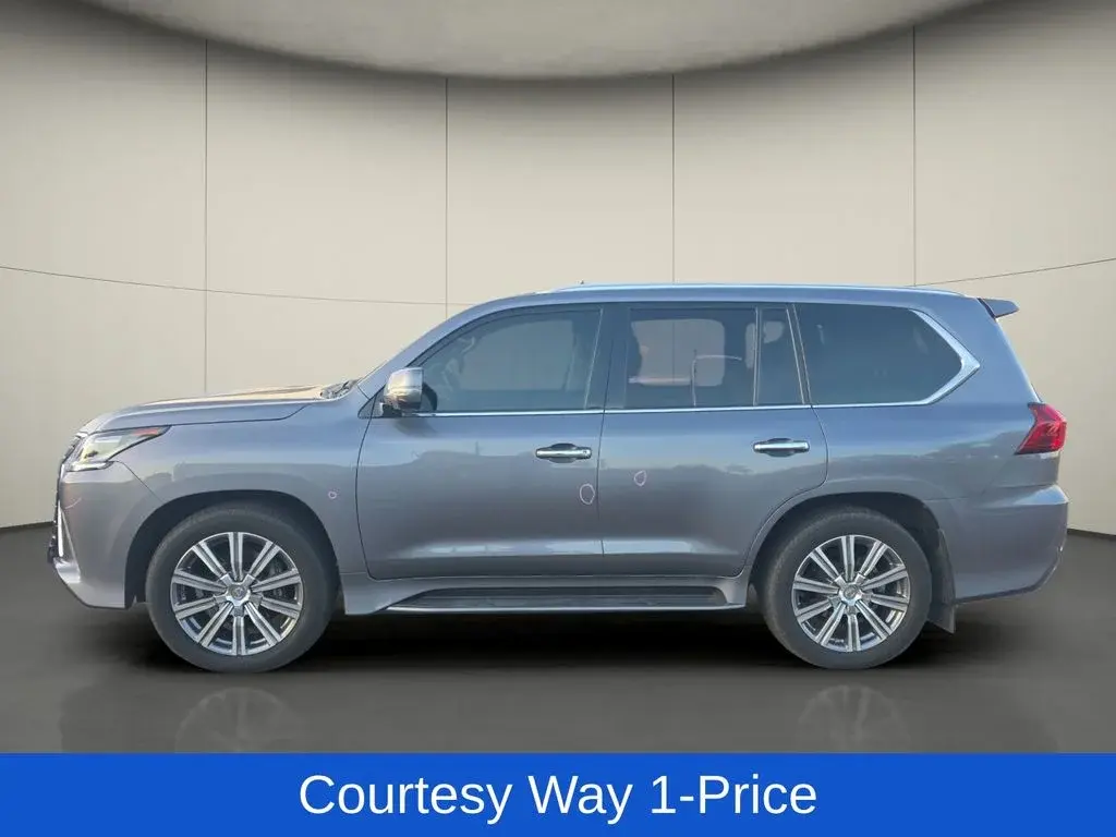 2016 Lexus LX 600 570 photo 5