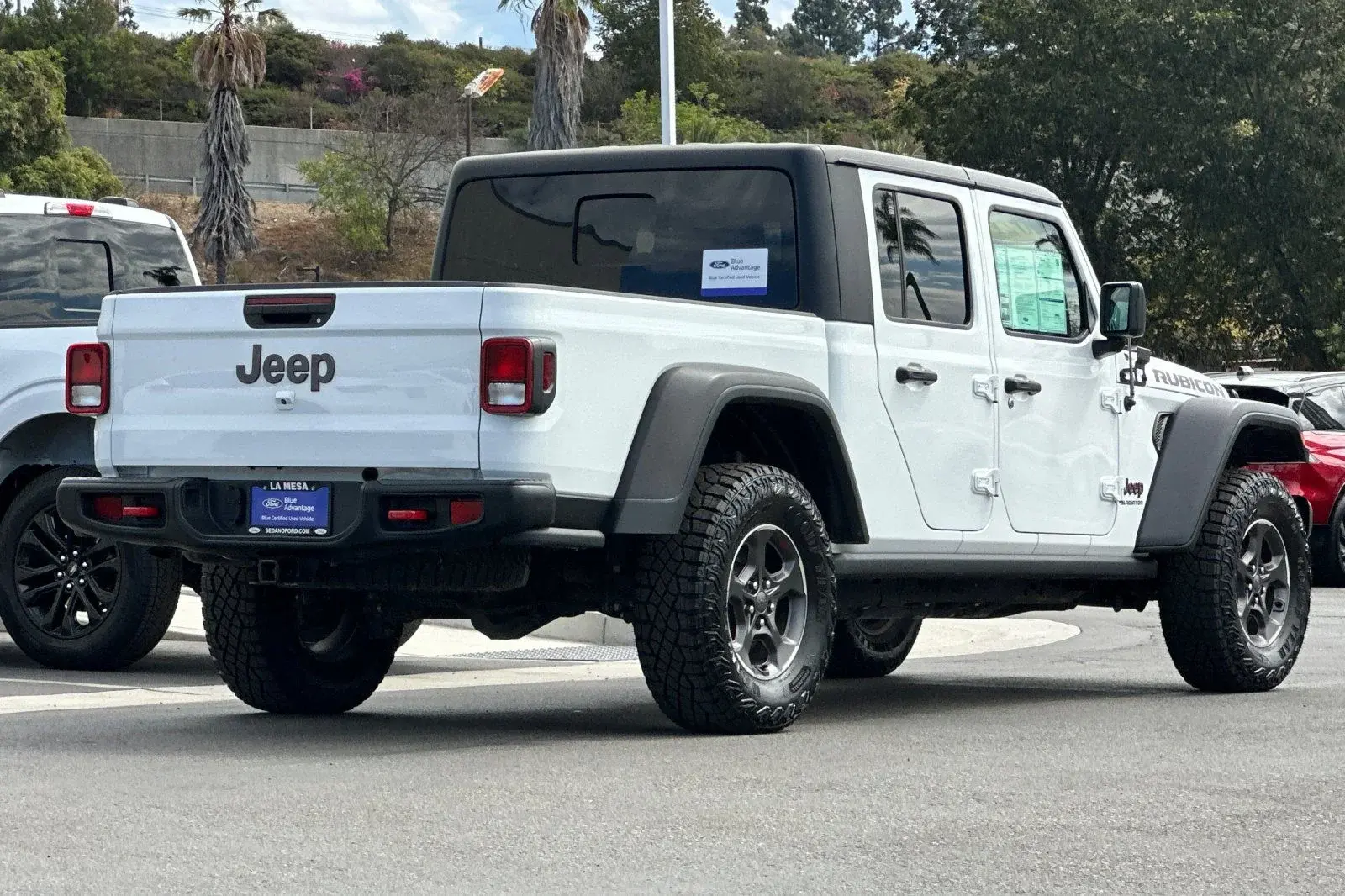 2021 Jeep Gladiator Rubicon photo 3