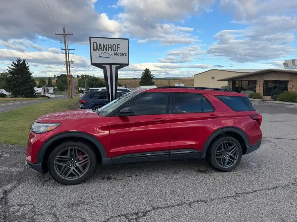 2025 Ford Explorer ST 4WD PL535's photo