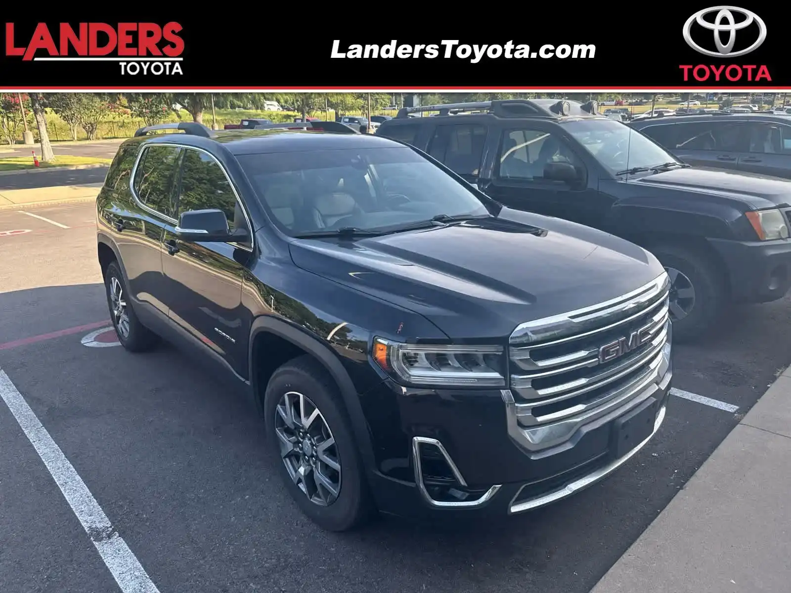 2023 GMC Acadia SLT AWD's photo