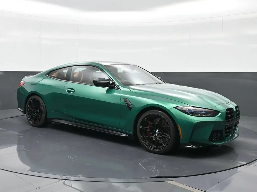 2024 BMW M4 Competition photo 4