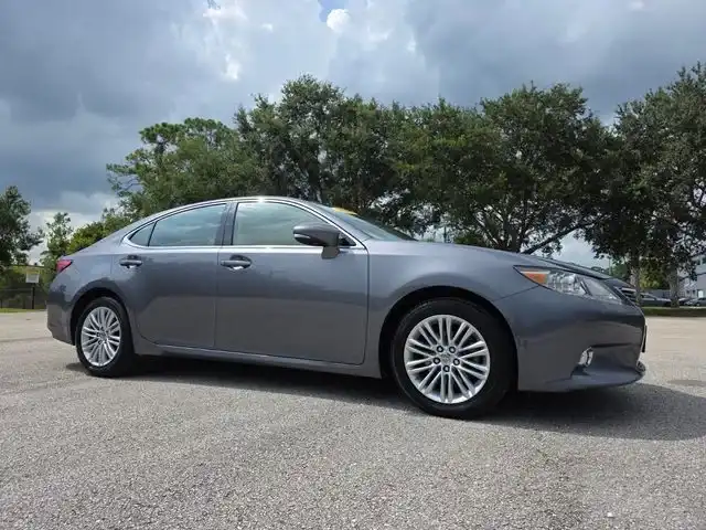 2013 Lexus ES 350 350's photo