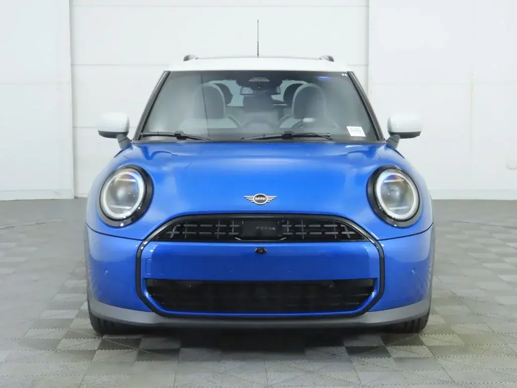 2026 MINI Hardtop undefined photo 3