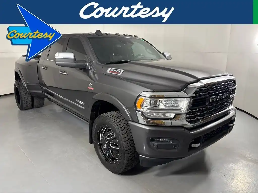2019 RAM 3500 Limited 4X4 Mega Cab's photo