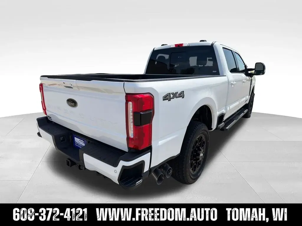2026 Ford F-350 Lariat 4WD Crew Cab SRW 6-3/4' Box photo 5